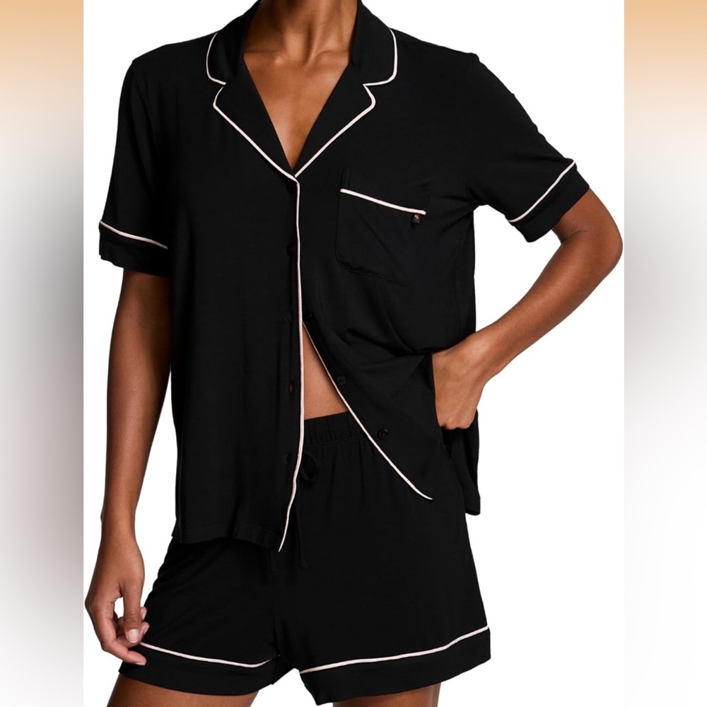 NWT New with Tags Victoria’s Secret Black with Pink Modal Top Shorts Pajama Set - Picture 2 of 5